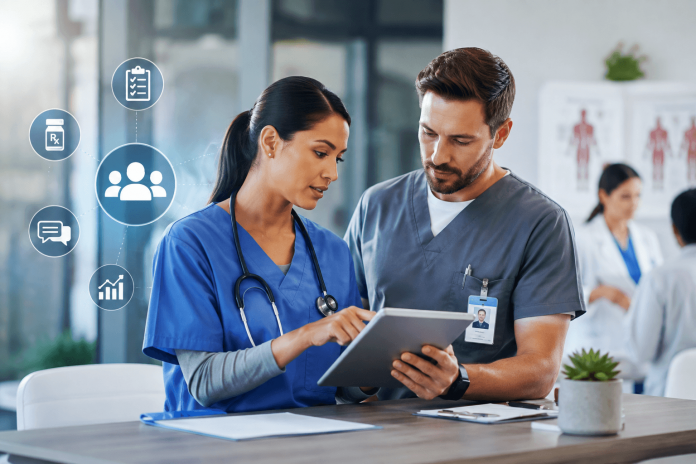 app-pharma-marketing-nurse-practitioners-physician-assistants Nurse practitioner and physician assistant reviewing digital clinical information as part of an APP pharma marketing strategy.